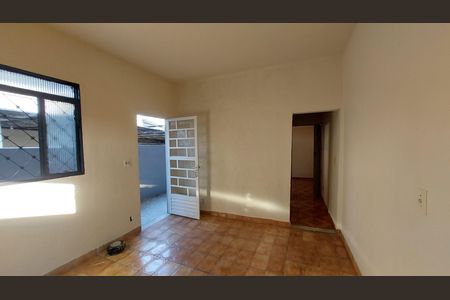 Casa para alugar com 40m², 2 quartos e sem vagaSala