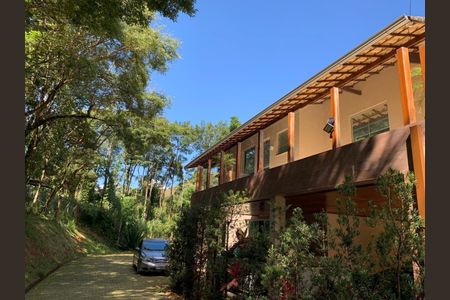Casa de condomínio à venda com 710m², 5 quartos e 9 vagas