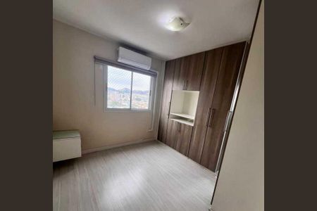 Apartamento à venda com 3 quartos, 70m² em Irajá, Rio de Janeiro