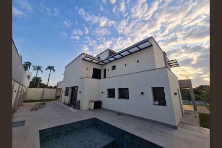 Casa à venda com 483m², 4 quartos e 4 vagas