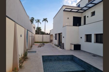 Casa à venda com 483m², 4 quartos e 4 vagas