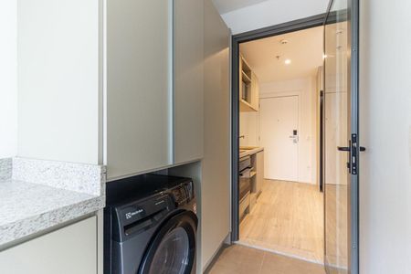 Apartamento para alugar com 60m², 2 quartos e sem vaga Apartamento para alugar com 60m², 2 quartos e sem vagaVaranda - Lava e Seca