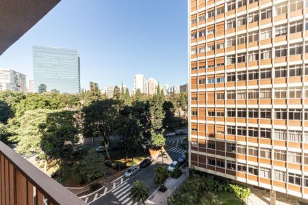Vista da Sala de apartamento para alugar com 1 quarto, 32m² em Higienópolis, São Paulo