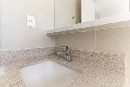 Apartamento para alugar com 60m², 2 quartos e sem vagaSuíte