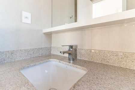 Apartamento para alugar com 54m², 2 quartos e sem vagaBanheiro