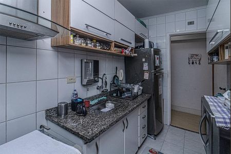 Apartamento para alugar com 61m², 2 quartos e 2 vagascozinha_3
