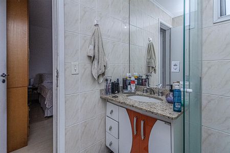 Apartamento para alugar com 61m², 2 quartos e 2 vagasbanheiro na suíte_2