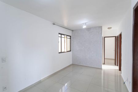 Sala de apartamento para alugar com 3 quartos, 59m² em Padre Eustáquio, Belo Horizonte