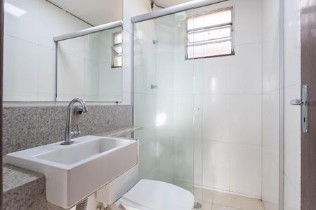 Apartamento para alugar com 59m², 3 quartos e 1 vaga Apartamento para alugar com 59m², 3 quartos e 1 vagaBanheiro social