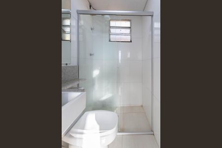 Apartamento para alugar com 59m², 3 quartos e 1 vaga Apartamento para alugar com 59m², 3 quartos e 1 vagaBanheiro social