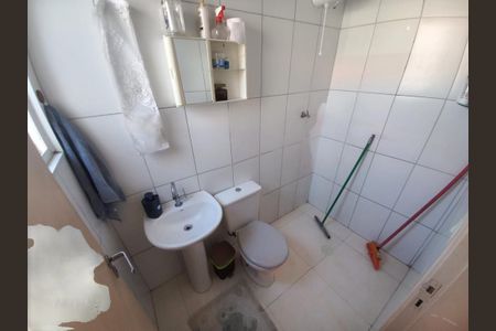 Casa de Condomínio à venda com 2 quartos, 64m² em Vila Carmosina, São Paulo