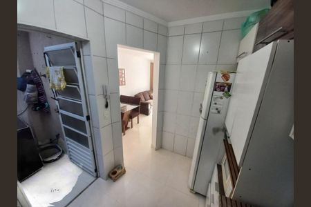 Casa de condomínio à venda com 64m², 2 quartos e 1 vaga