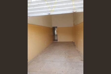 Casa à venda com 227m², 4 quartos e 1 vaga