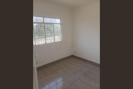 Casa à venda com 4 quartos, 227m² em Km 18, Osasco