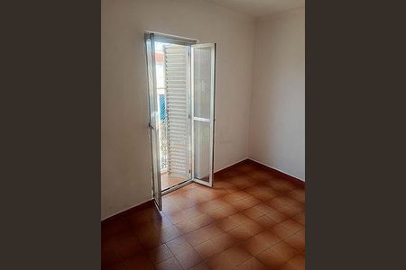 Casa à venda com 4 quartos, 227m² em Km 18, Osasco