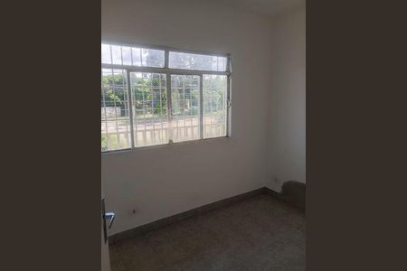 Casa à venda com 4 quartos, 227m² em Km 18, Osasco