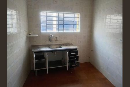 Casa à venda com 227m², 4 quartos e 1 vaga