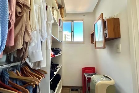 Apartamento à venda com 69m², 2 quartos e 1 vagaCloset Quarto 1