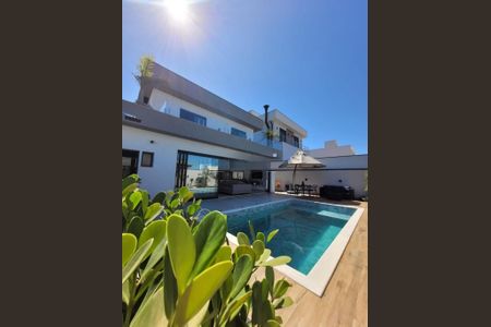 Casa à venda com 3 quartos, 240m² em Swiss Park, Campinas