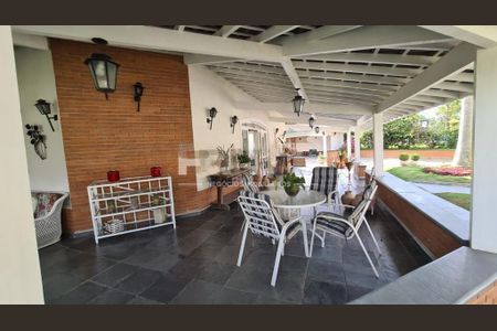 Casa à venda com 1200m², 5 quartos e 6 vagas