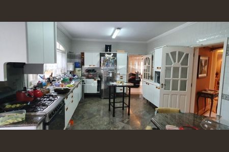 Casa à venda com 1200m², 5 quartos e 6 vagas