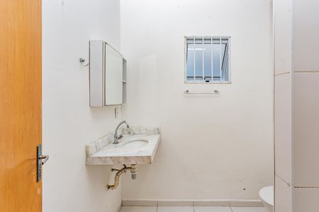 Banheiro de casa para alugar com 1 quarto, 55m² em Vila da Saúde, São Paulo