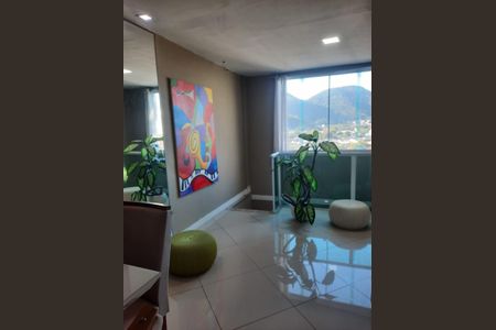 Sala de casa de condomínio à venda com 3 quartos, 210m² em Jacarepaguá, Rio de Janeiro