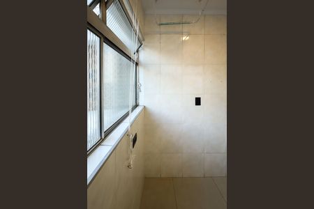 Apartamento à venda com 85m², 2 quartos e 1 vaga Apartamento à venda com 85m², 2 quartos e 1 vagaÁrea de Serviço