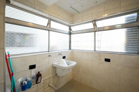 Área de Serviço de apartamento à venda com 2 quartos, 85m² em Vila Sofia, São Paulo