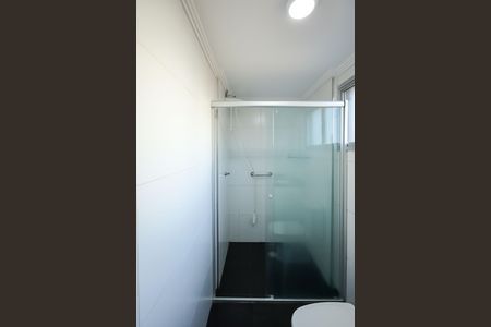 Apartamento à venda com 85m², 2 quartos e 1 vaga Apartamento à venda com 85m², 2 quartos e 1 vagaBanheiro Suíte
