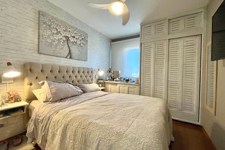 Apartamento à venda com 118m², 2 quartos e 2 vagas Apartamento à venda com 118m², 2 quartos e 2 vagasQuarto 2