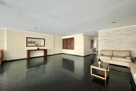 Apartamento à venda com 118m², 2 quartos e 2 vagas Apartamento à venda com 118m², 2 quartos e 2 vagasHall social