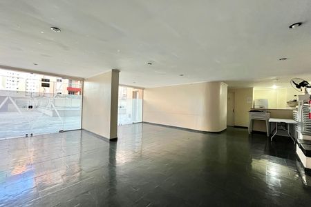 Apartamento à venda com 118m², 2 quartos e 2 vagas Apartamento à venda com 118m², 2 quartos e 2 vagasÁrea comum - Salão de festas