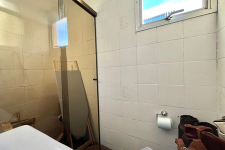 Apartamento à venda com 118m², 2 quartos e 2 vagas Apartamento à venda com 118m², 2 quartos e 2 vagasBanheiro da Suíte