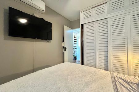 Apartamento à venda com 118m², 2 quartos e 2 vagas Apartamento à venda com 118m², 2 quartos e 2 vagasQuarto 2