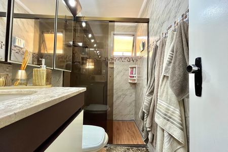 Apartamento à venda com 118m², 2 quartos e 2 vagas Apartamento à venda com 118m², 2 quartos e 2 vagasBanheiro Corredor