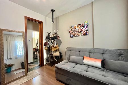 Apartamento à venda com 118m², 2 quartos e 2 vagas Apartamento à venda com 118m², 2 quartos e 2 vagasSuite