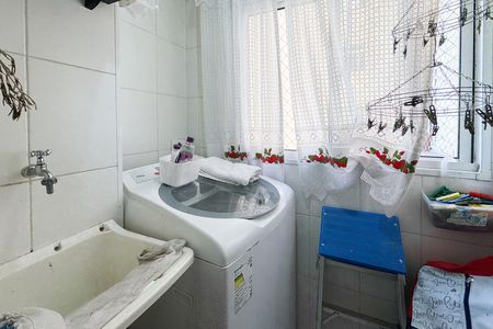 Apartamento à venda com 54m², 2 quartos e 1 vaga Apartamento à venda com 54m², 2 quartos e 1 vagaÁrea de Serviço