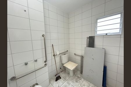 Banheiro de apartamento à venda com 2 quartos, 42m² em Bonsucesso, Rio de Janeiro