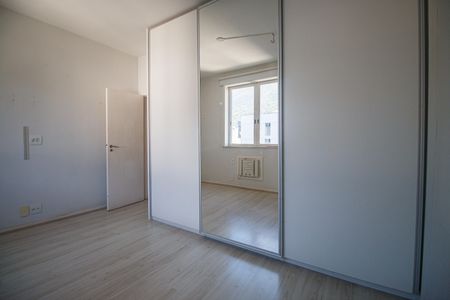 Apartamento à venda com 79m², 3 quartos e 1 vaga Apartamento à venda com 79m², 3 quartos e 1 vagaQuarto 2