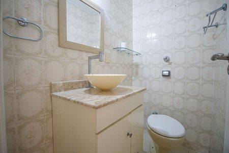 Apartamento à venda com 79m², 3 quartos e 1 vaga Apartamento à venda com 79m², 3 quartos e 1 vagaBanheiro 2