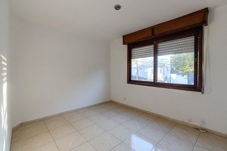 Quarto 1 de apartamento para alugar com 2 quartos, 65m² em Nonoai, Porto Alegre