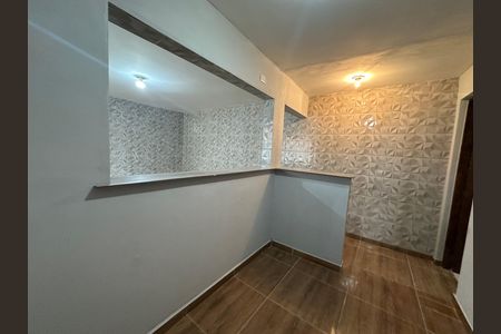 Casa para alugar com 70m², 2 quartos e 1 vaga Casa para alugar com 70m², 2 quartos e 1 vagaSala/Cozinha