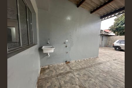 Casa para alugar com 70m², 2 quartos e 1 vaga Casa para alugar com 70m², 2 quartos e 1 vagaÁrea de Serviço