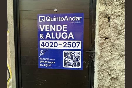 Casa para alugar com 70m², 2 quartos e 1 vaga Casa para alugar com 70m², 2 quartos e 1 vagaFachada