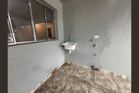 Casa para alugar com 70m², 2 quartos e 1 vaga Casa para alugar com 70m², 2 quartos e 1 vagaÁrea de Serviço
