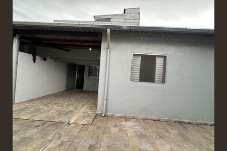 Casa para alugar com 70m², 2 quartos e 1 vaga Casa para alugar com 70m², 2 quartos e 1 vagaQuintal