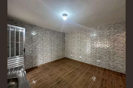 Casa para alugar com 70m², 2 quartos e 1 vaga Casa para alugar com 70m², 2 quartos e 1 vagaSala/Cozinha