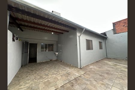 Casa para alugar com 70m², 2 quartos e 1 vaga Casa para alugar com 70m², 2 quartos e 1 vagaQuintal