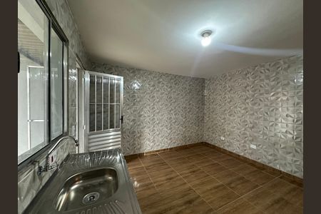 Sala/Cozinha de casa para alugar com 2 quartos, 70m² em Jardim Iracema, Barueri